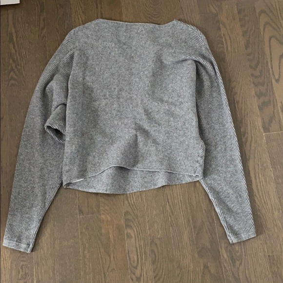 Abercrombie and Fitch Knit Bat Arm Sweater Size XS - Picture 3 of 3